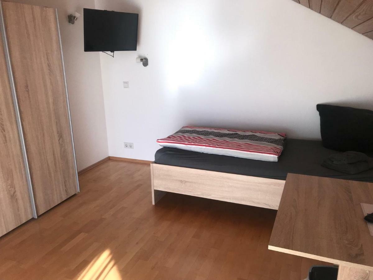Ferienwohnung Asum Dasing Εξωτερικό φωτογραφία
